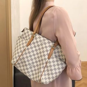 💎✨LIKE NEW✨💎Louis Vuitton Totally PM Damier Azur